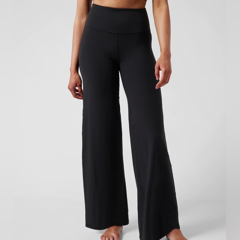 Athleta Elation black wide leg pant 2x